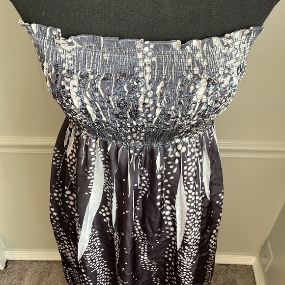 LAPIS Anthropologie Gray White Black Strapless Maxi Dress Size One Size - Picture 6 of 13